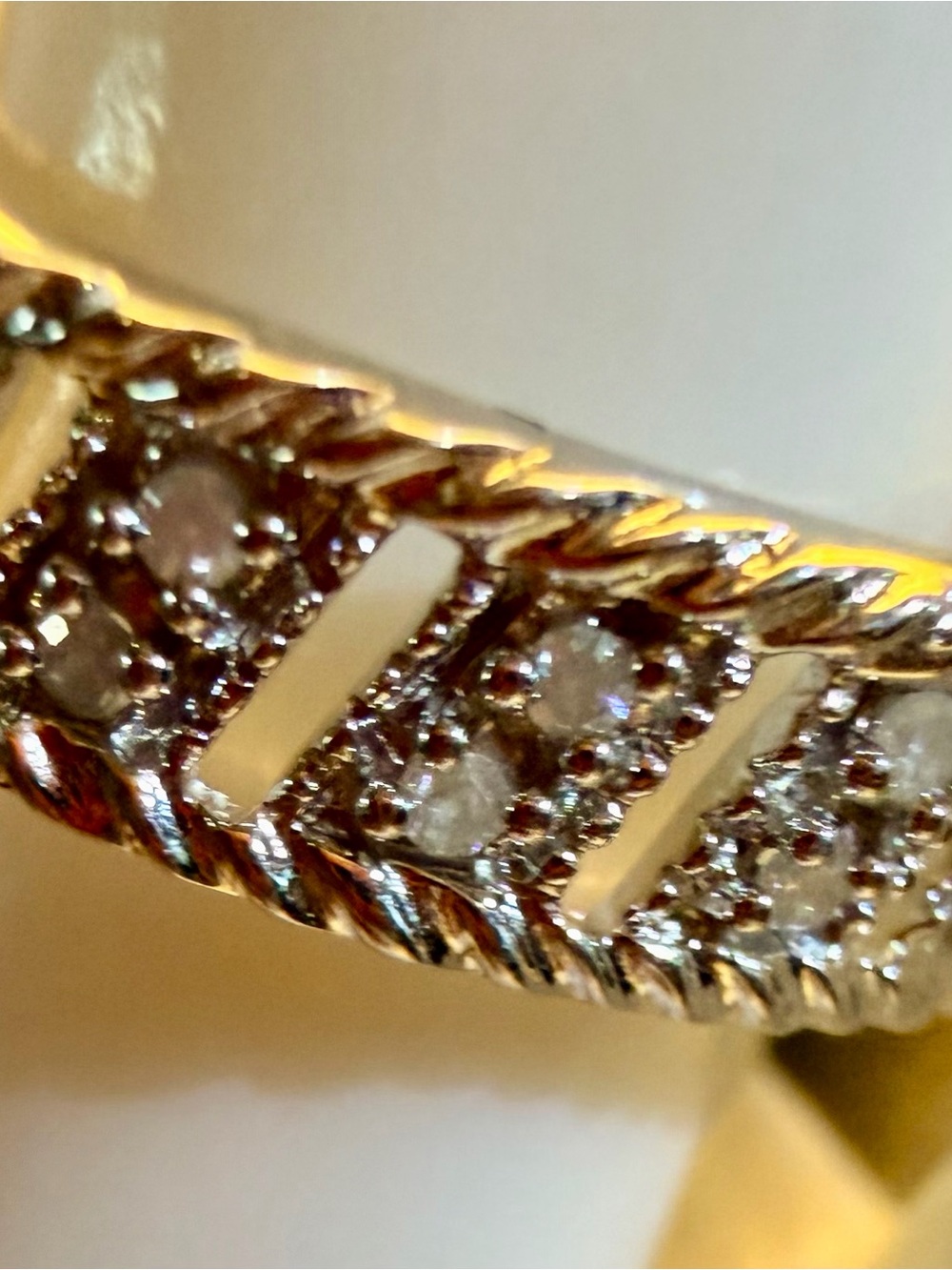 14K White Gold Over Sterling Silver Diamond Ring 0.060 CTW Sz 9 Vintage Style - Picture 2 of 12